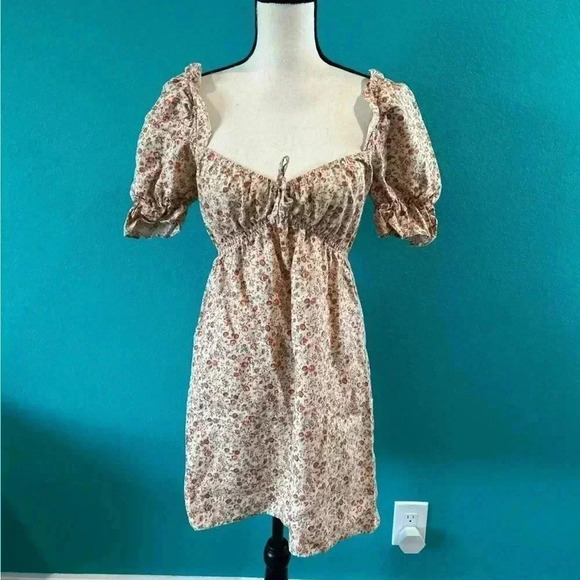 Reformation Channa Ruffled Floral Print Linen Mini Dress in size xs - Picture 3 of 9
